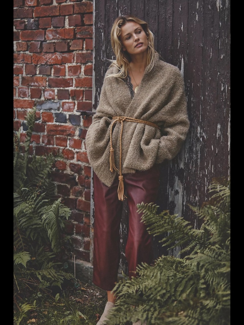 Anthropologie Pilcro The Breaker Cropped Faux Leather Pants - Picture 5 of 16